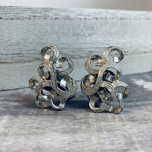 Vintage Silver Tone Signed Kramer Clip On Earrings